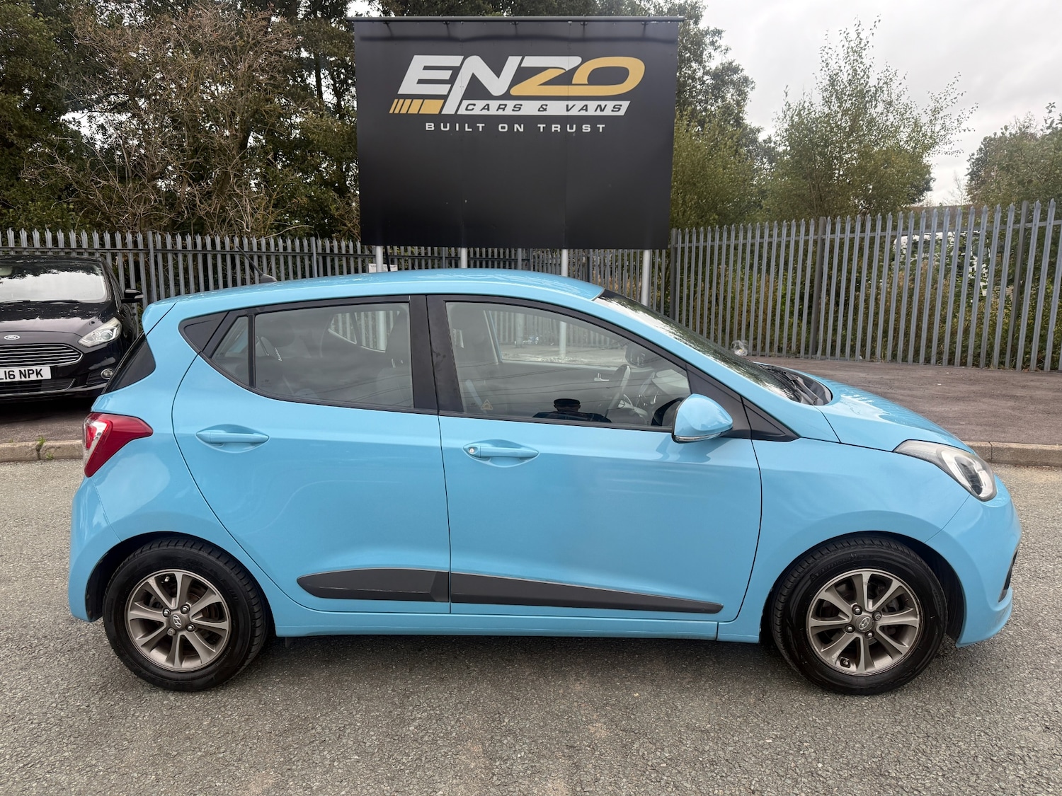 Used Hyundai i10 2014 for sale - 76231493: Photo 2