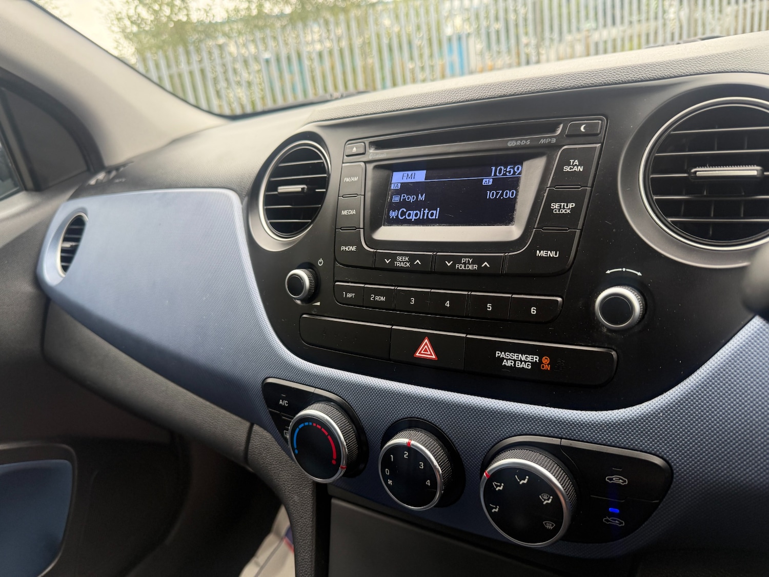 Used Hyundai i10 2014 for sale - 76231493: Photo 22