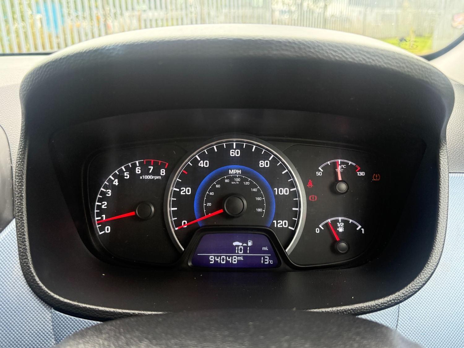 Used Hyundai i10 2014 for sale - 76231493: Photo 23