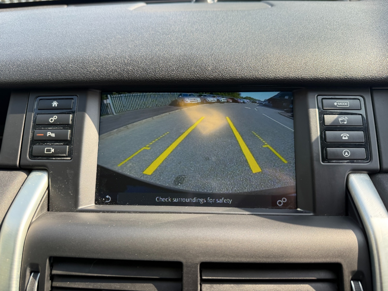 Used Land Rover Discovery Sport 2017 for sale - 76959750: Photo 29