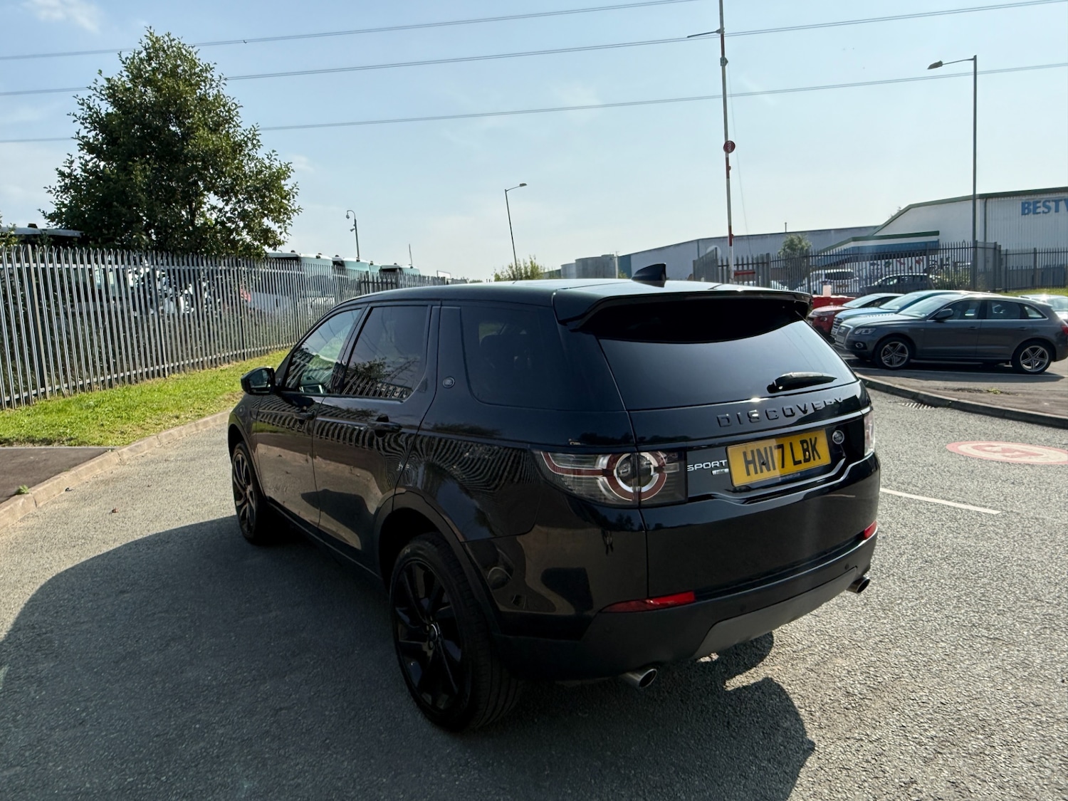 Used Land Rover Discovery Sport 2017 for sale - 76959750: Photo 5