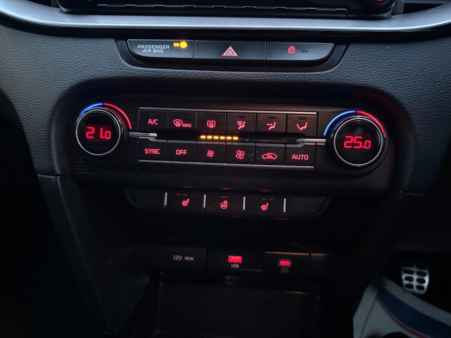 Used Kia Ceed 2022 for sale - 76599562: Photo 33