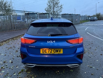 Used Kia Ceed 2022 for sale - 76599562: Photo