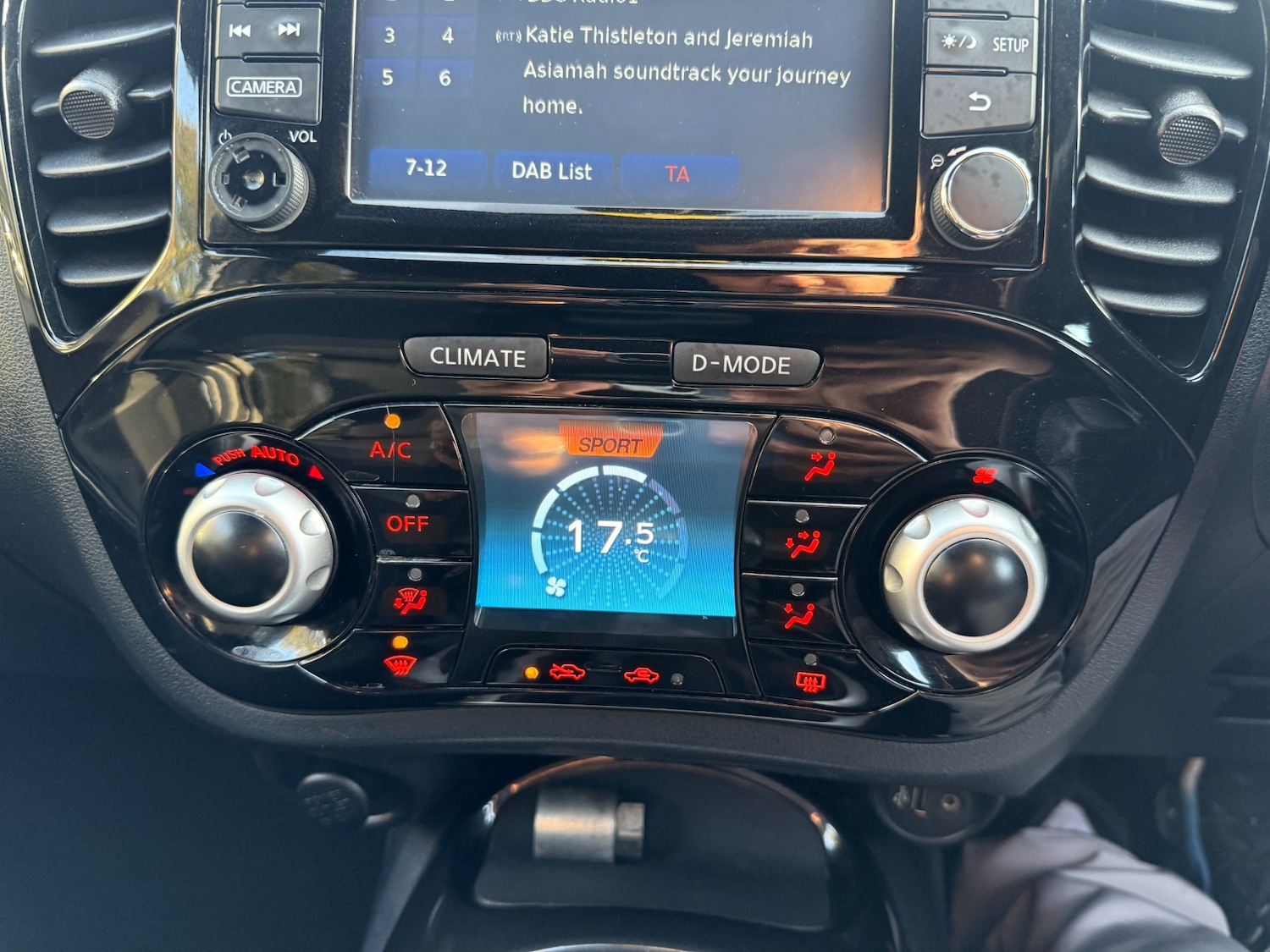 Used Nissan Juke 2017 for sale - 76352555: Photo 21