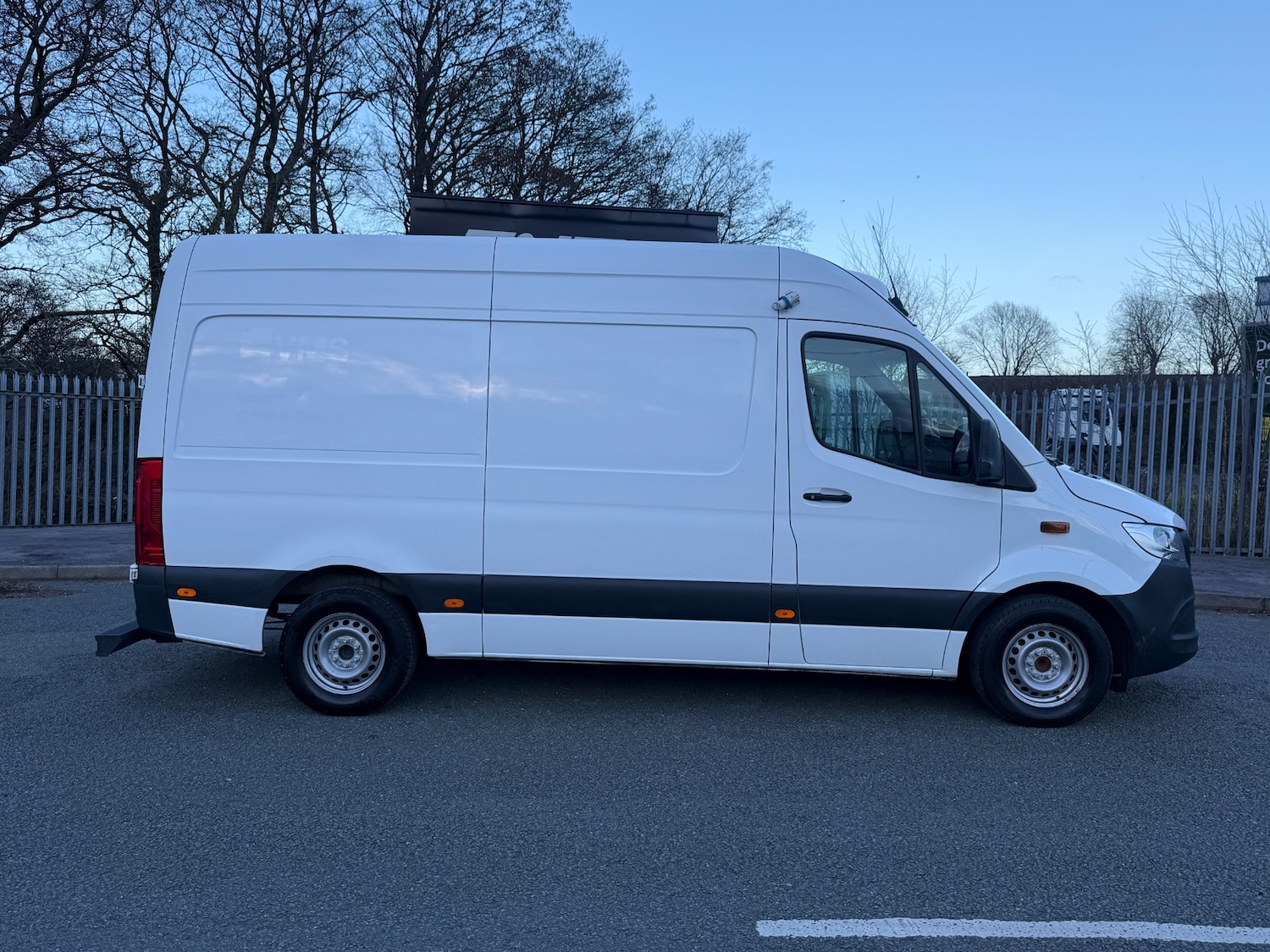 Used Mercedes-Benz Sprinter 2021 for sale - 77950555: Photo 2