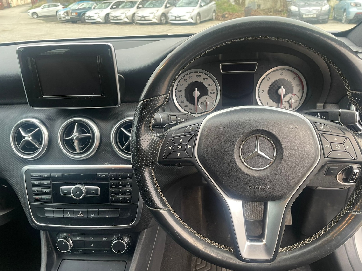 Used Mercedes-Benz A-Class 2015 for sale - 78029015: Photo 11