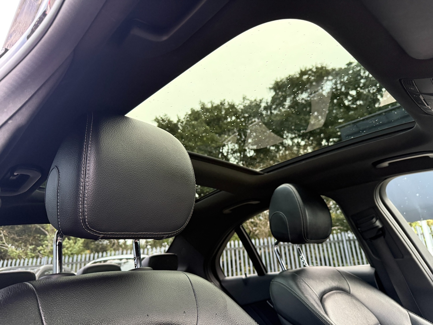 Used Mercedes-Benz C Class 2016 for sale - 77340325: Photo 18