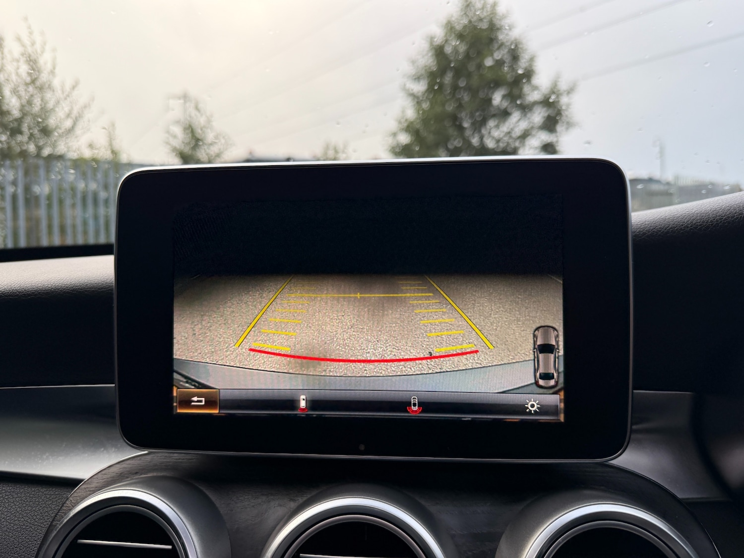 Used Mercedes-Benz C Class 2016 for sale - 77340325: Photo 24