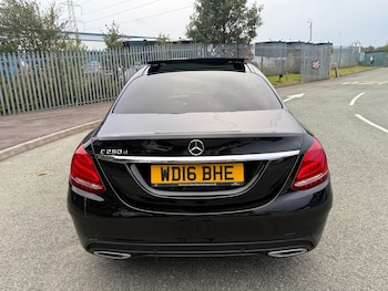 Used Mercedes-Benz C Class 2016 for sale - 77340325: Photo