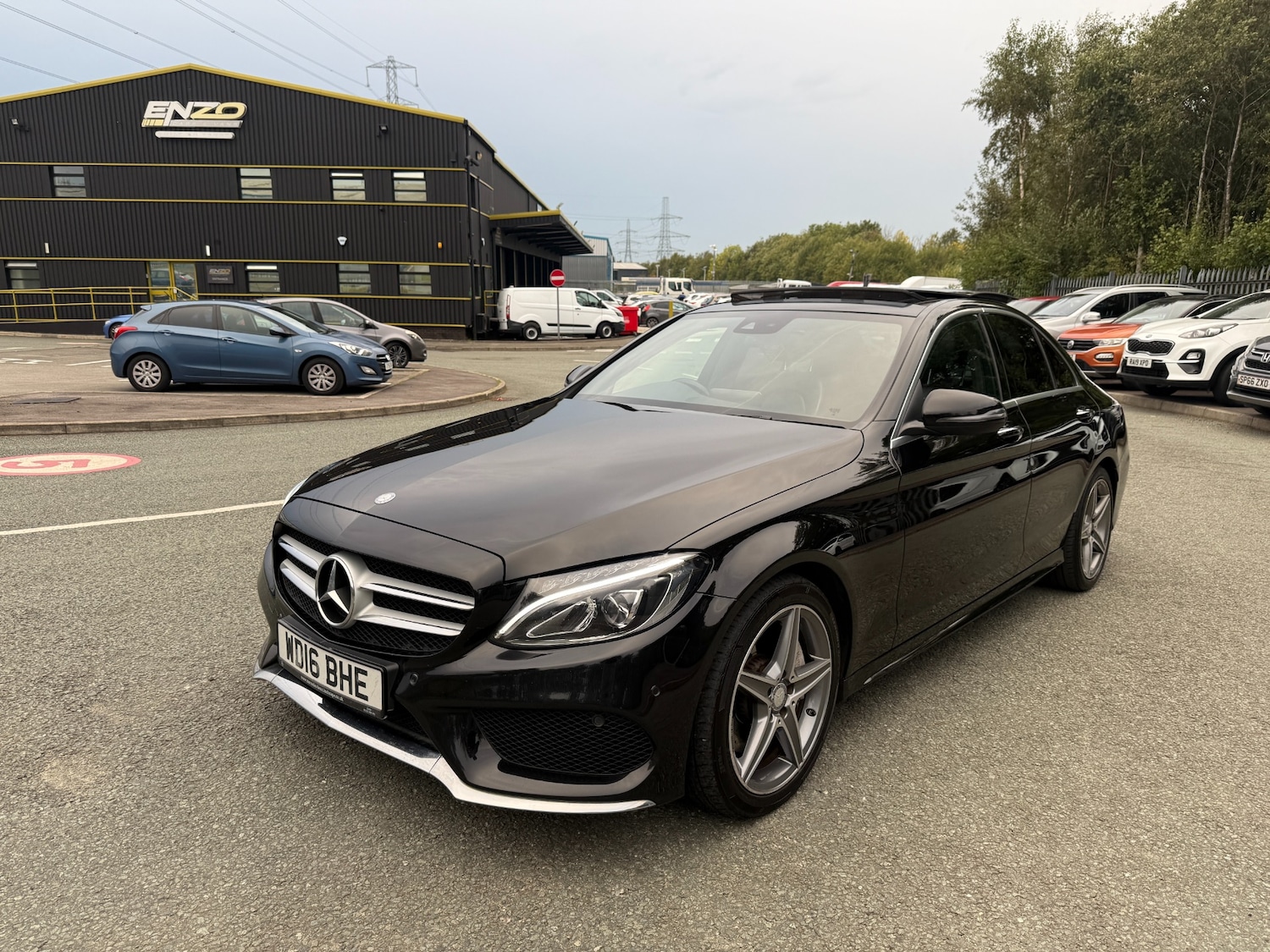 Used Mercedes-Benz C Class 2016 for sale - 77340325: Photo 7