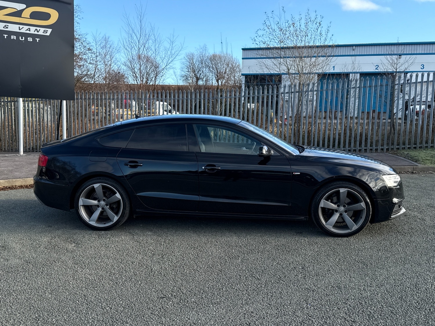 Used Audi A5 2014 for sale - 77113355: Photo 3