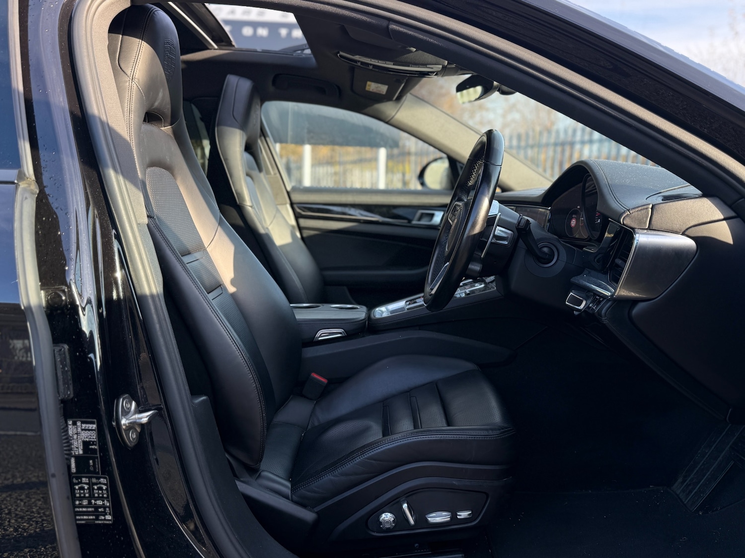 Used Porsche Panamera 2020 for sale - 76960734: Photo 42