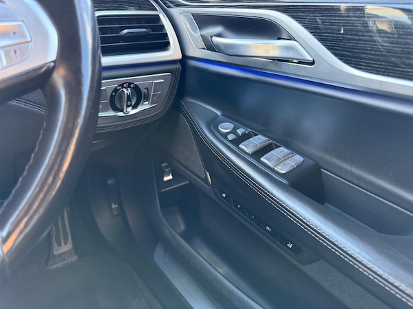 Used BMW 7 Series 2021 for sale - 75726501: Photo 30