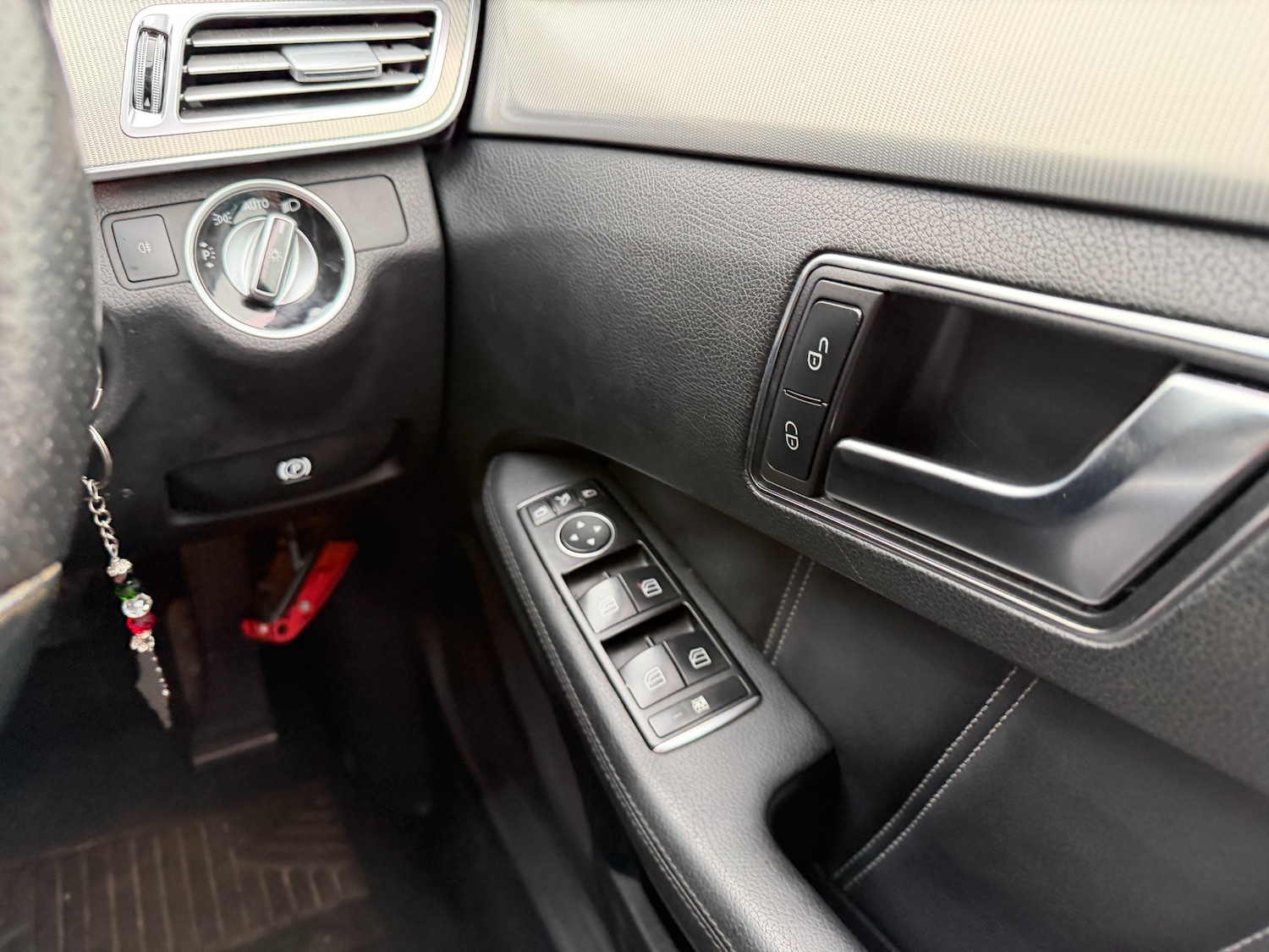 Used Mercedes-Benz E Class 2016 for sale - 77235637: Photo 16