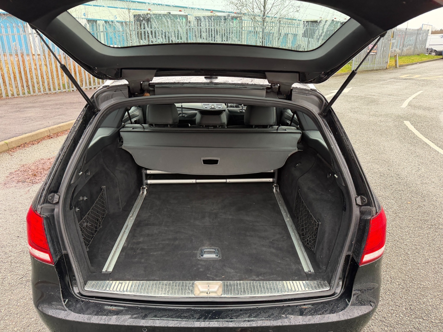 Used Mercedes-Benz E Class 2016 for sale - 77235637: Photo 17