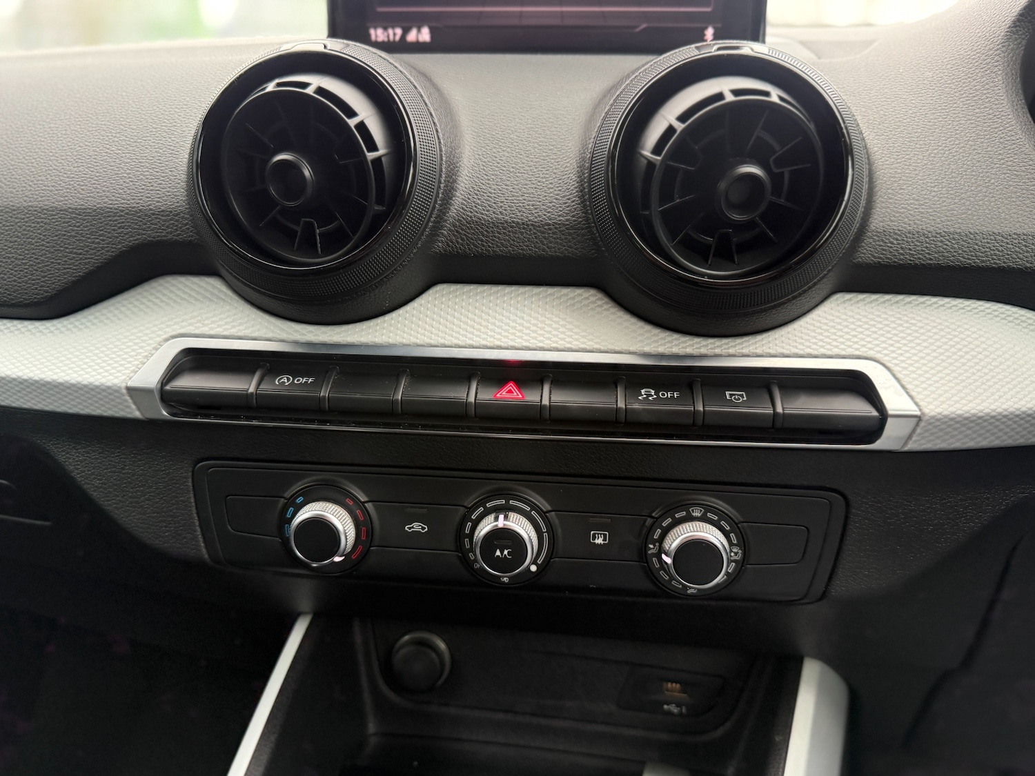 Used Audi Q2 2017 for sale - 77700940: Photo 33