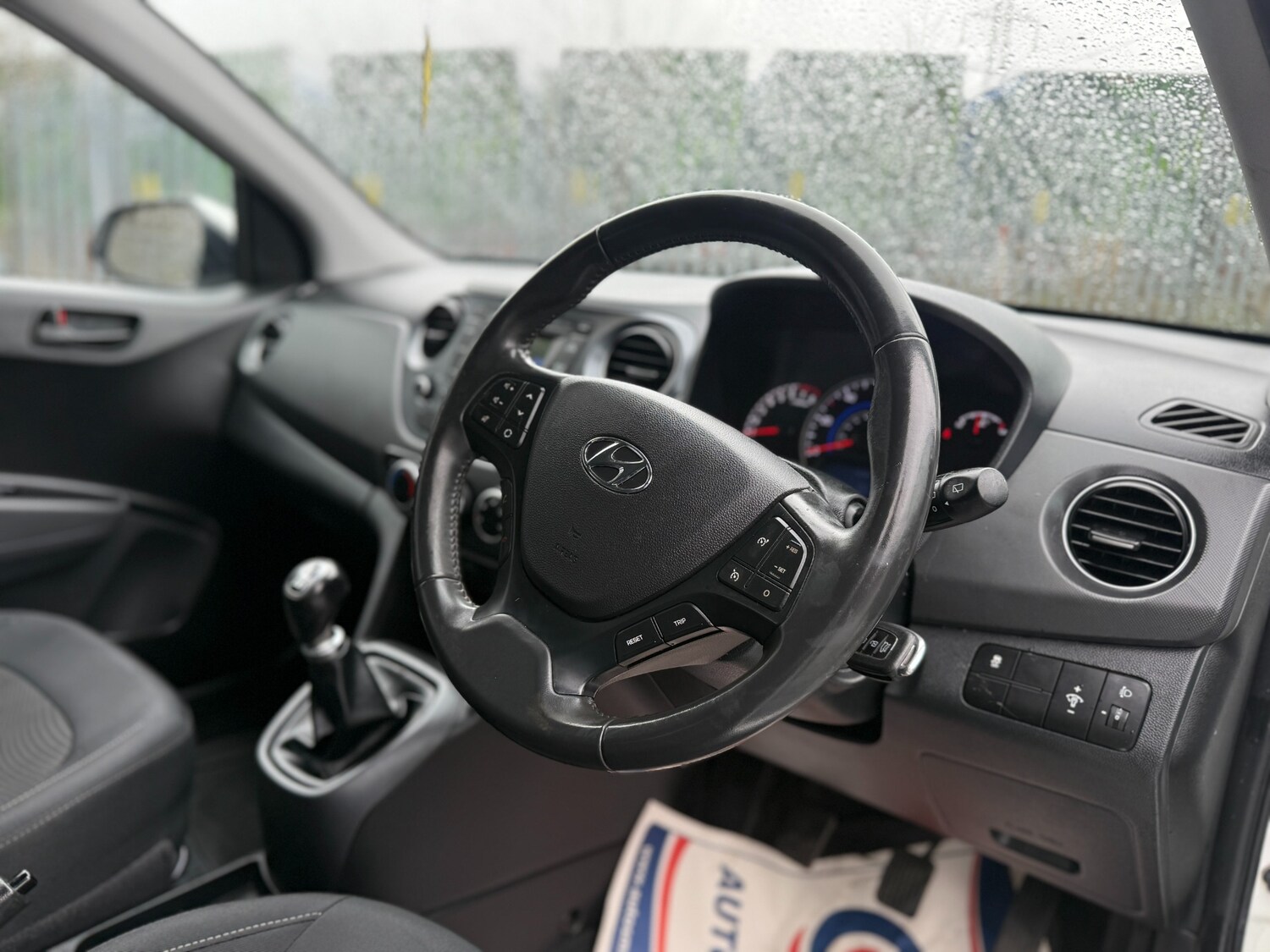 Used Hyundai i10 2018 for sale - 77901543: Photo 27
