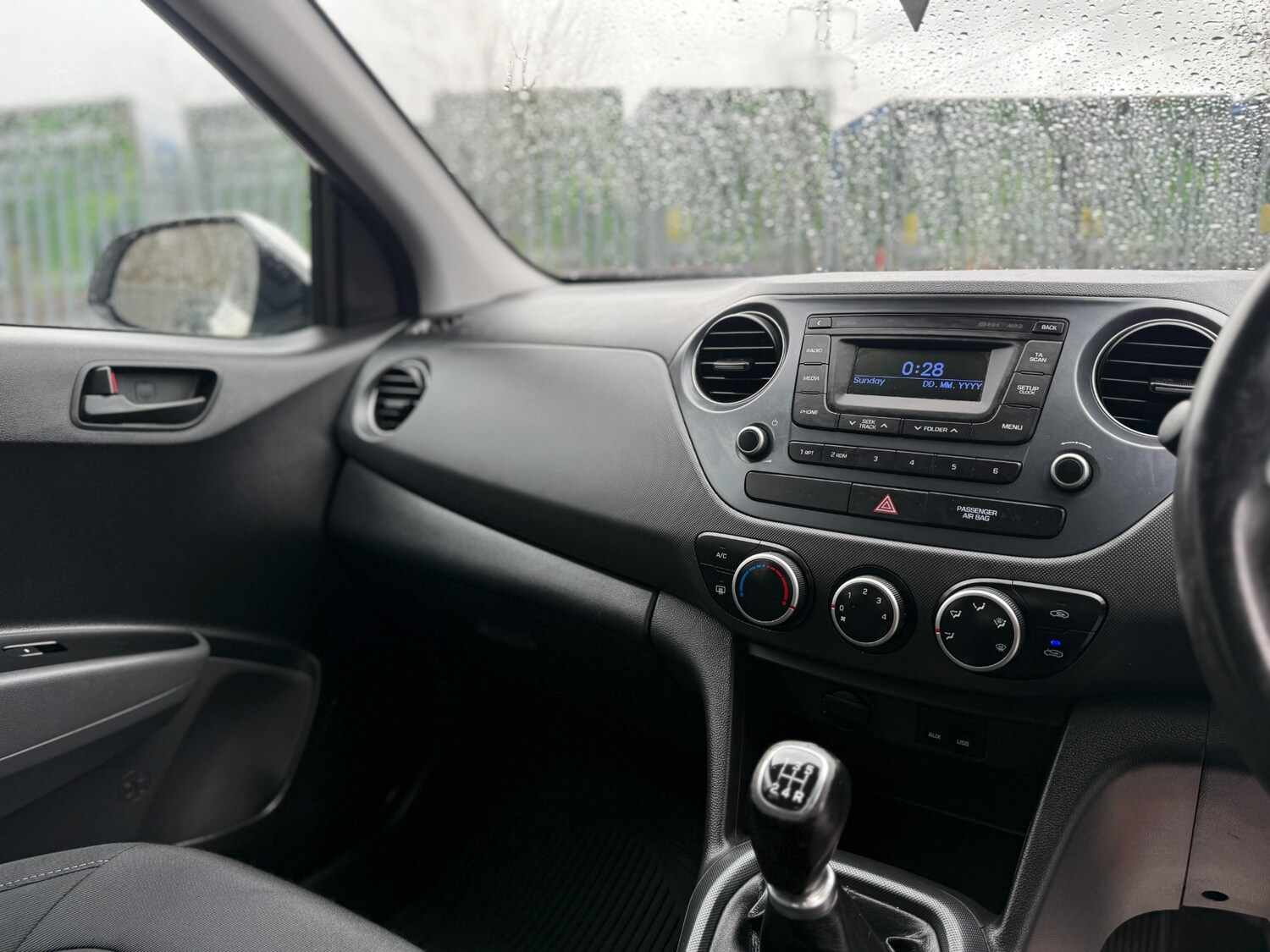 Used Hyundai i10 2018 for sale - 77901543: Photo 28