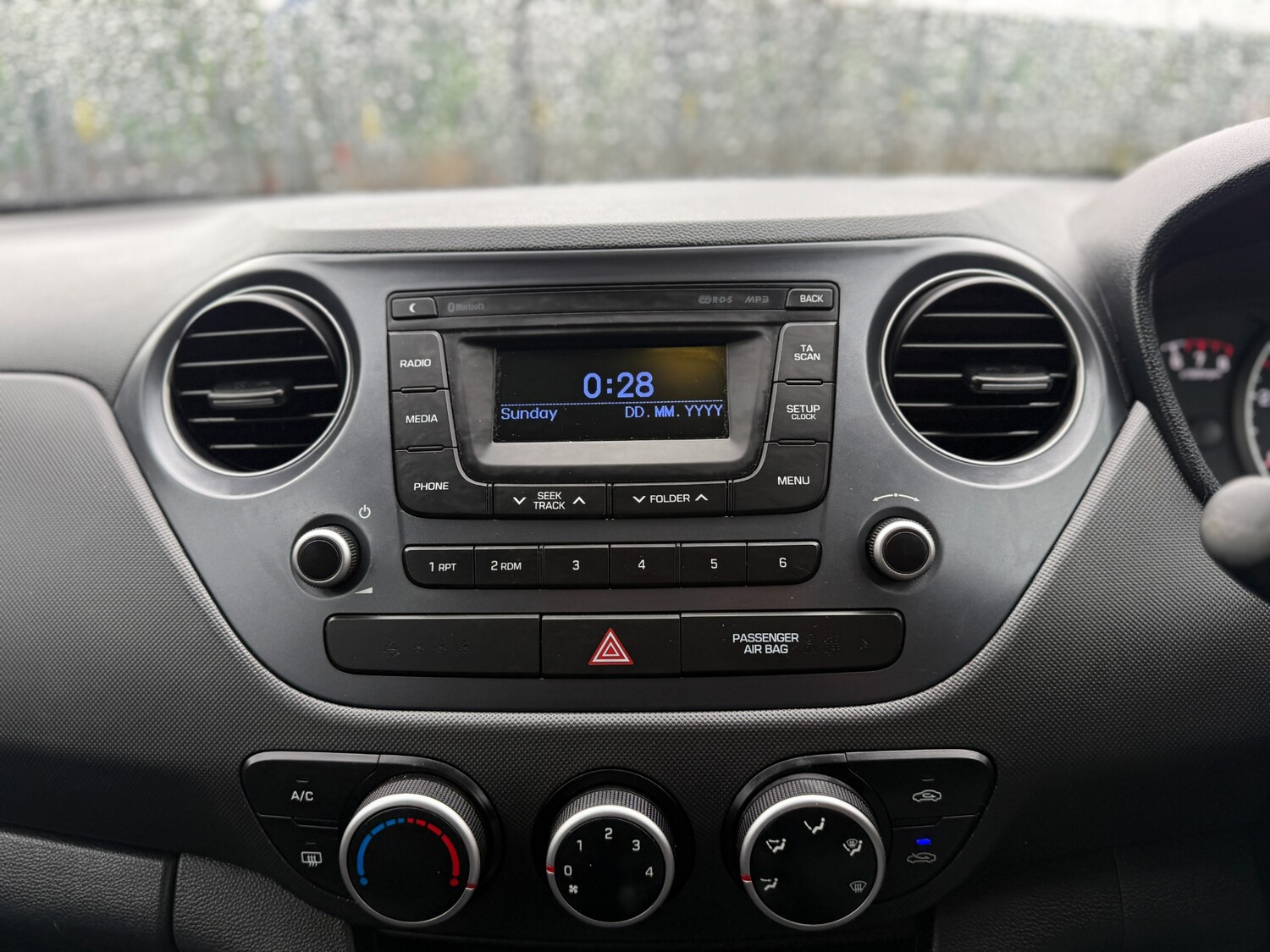 Used Hyundai i10 2018 for sale - 77901543: Photo 31