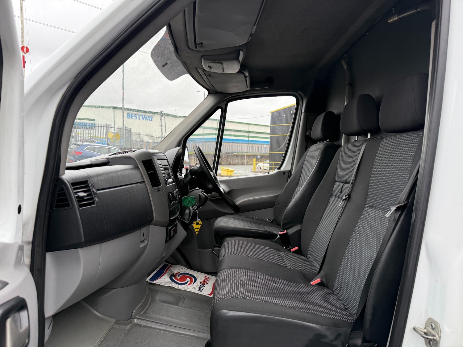 Used Mercedes-Benz Sprinter 2012 for sale - 77555150: Photo 9