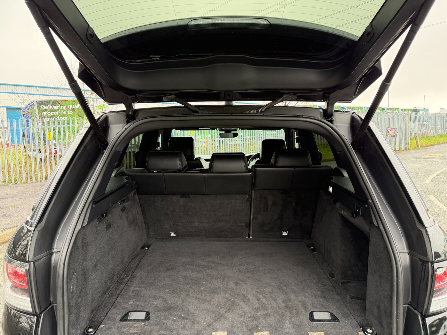 Used Land Rover Range Rover Sport 2016 for sale - 78092657: Photo 19