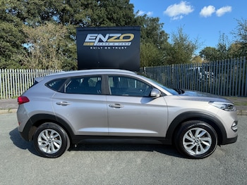 Used Hyundai TUCSON 2018 for sale - 76076320: Photo 2