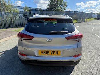 Used Hyundai TUCSON 2018 for sale - 76076320: Photo 4