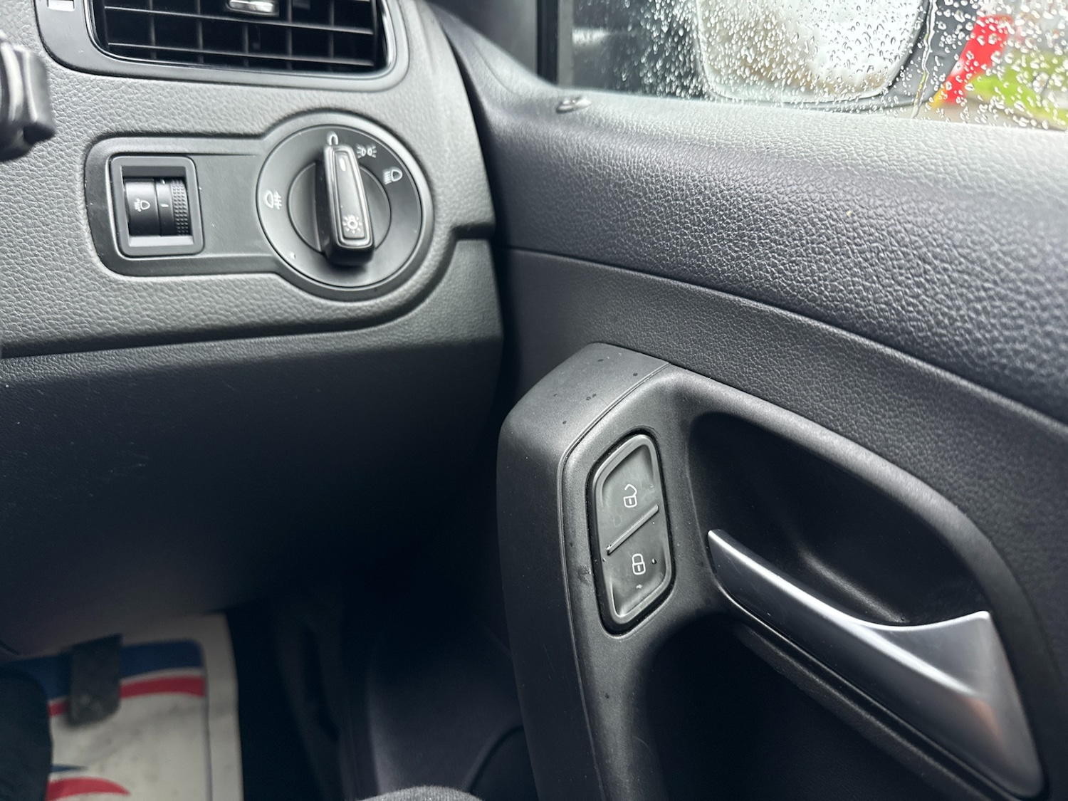 Used Volkswagen Polo 2014 for sale - 76777072: Photo 27