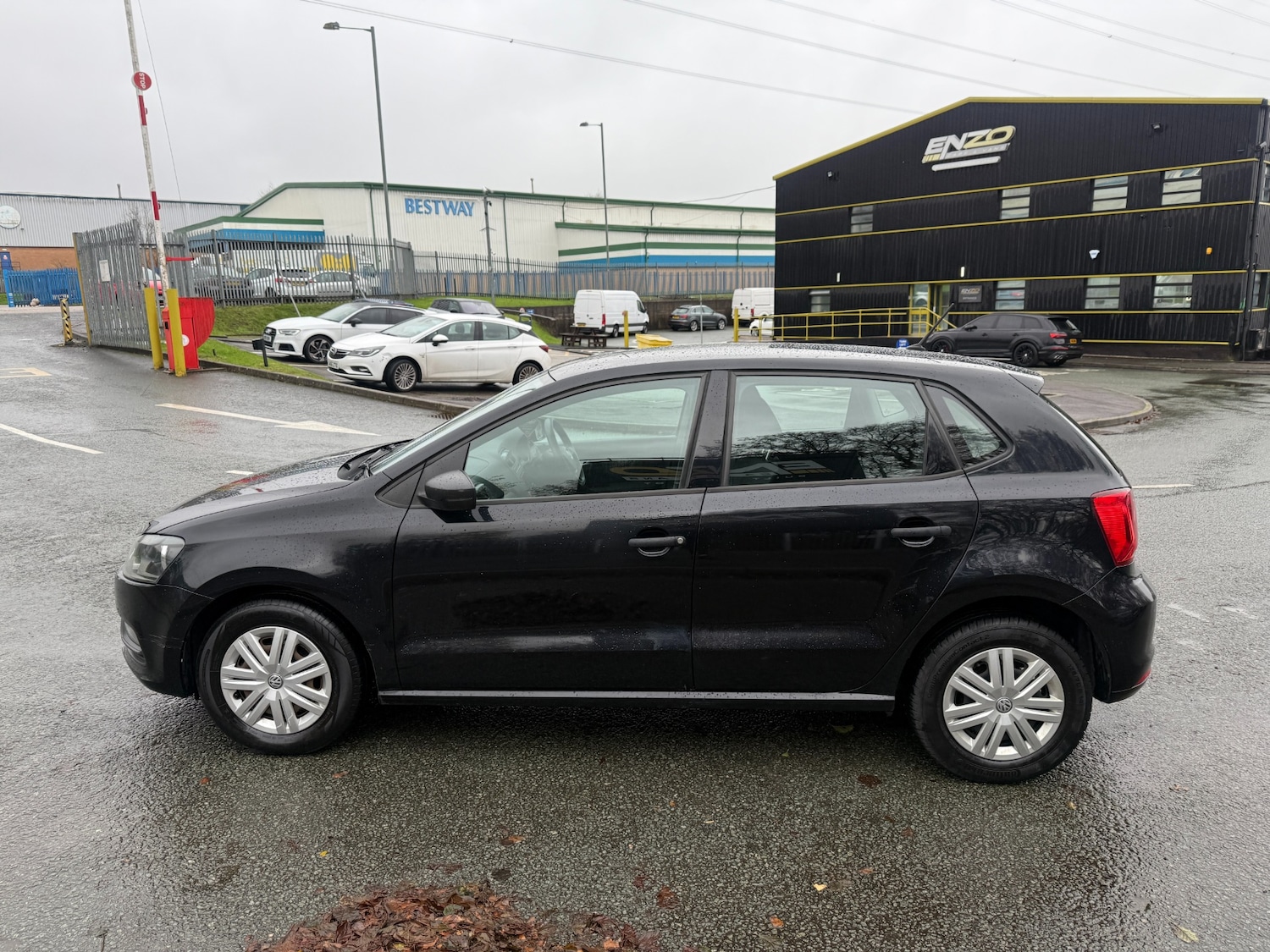 Used Volkswagen Polo 2014 for sale - 76777072: Photo 8