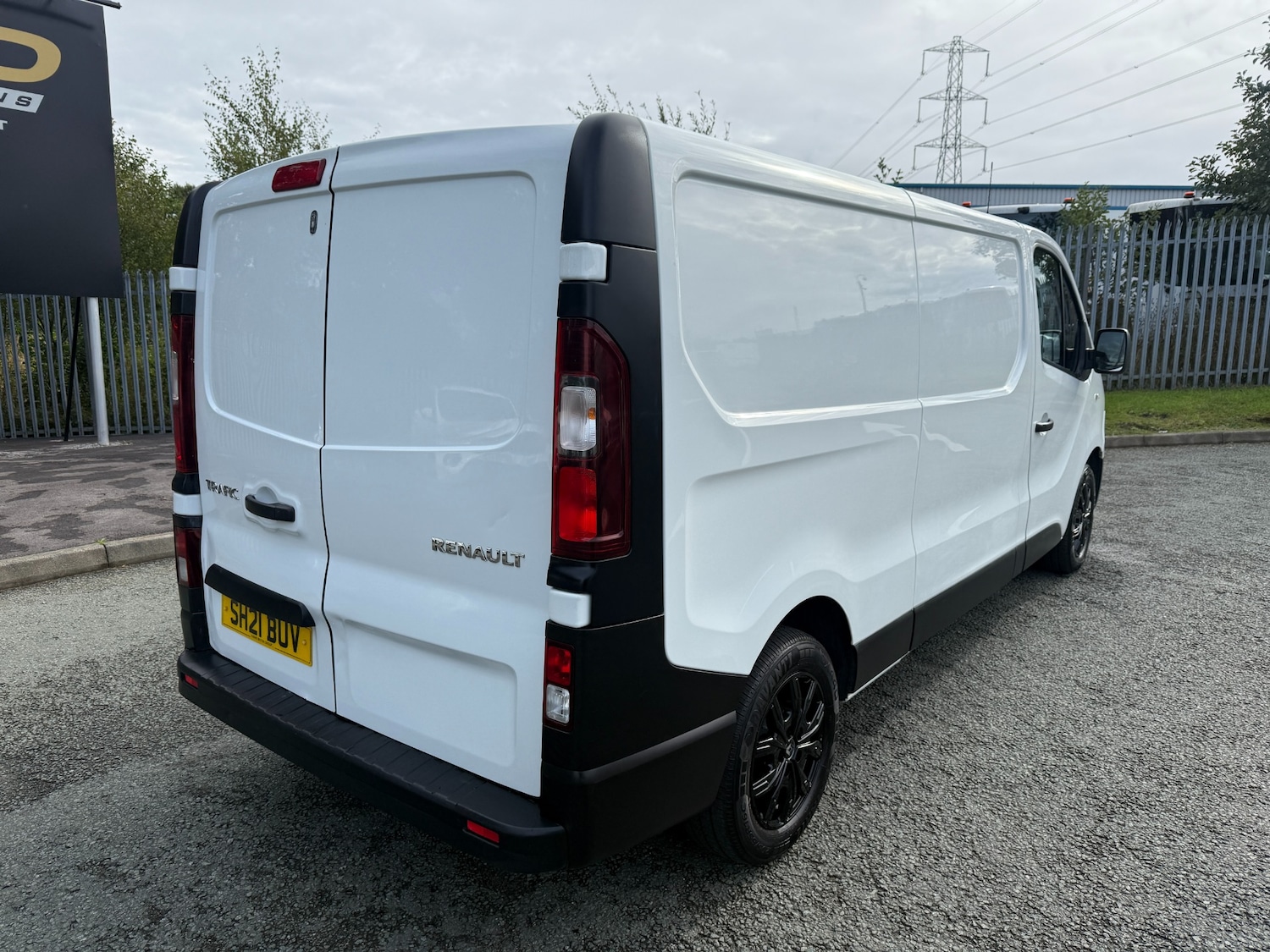 Used Renault Trafic 2021 for sale - 76194569: Photo 2