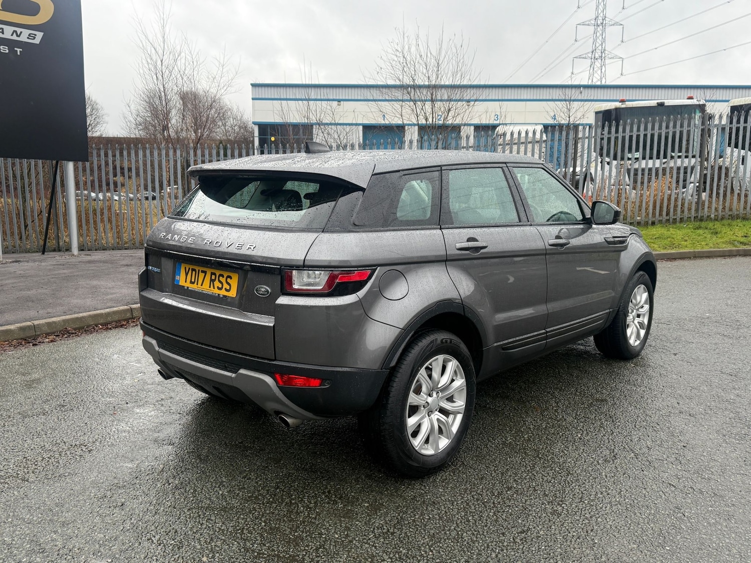 Used Land Rover Range Rover Evoque 2017 for sale - 77350395: Photo 3