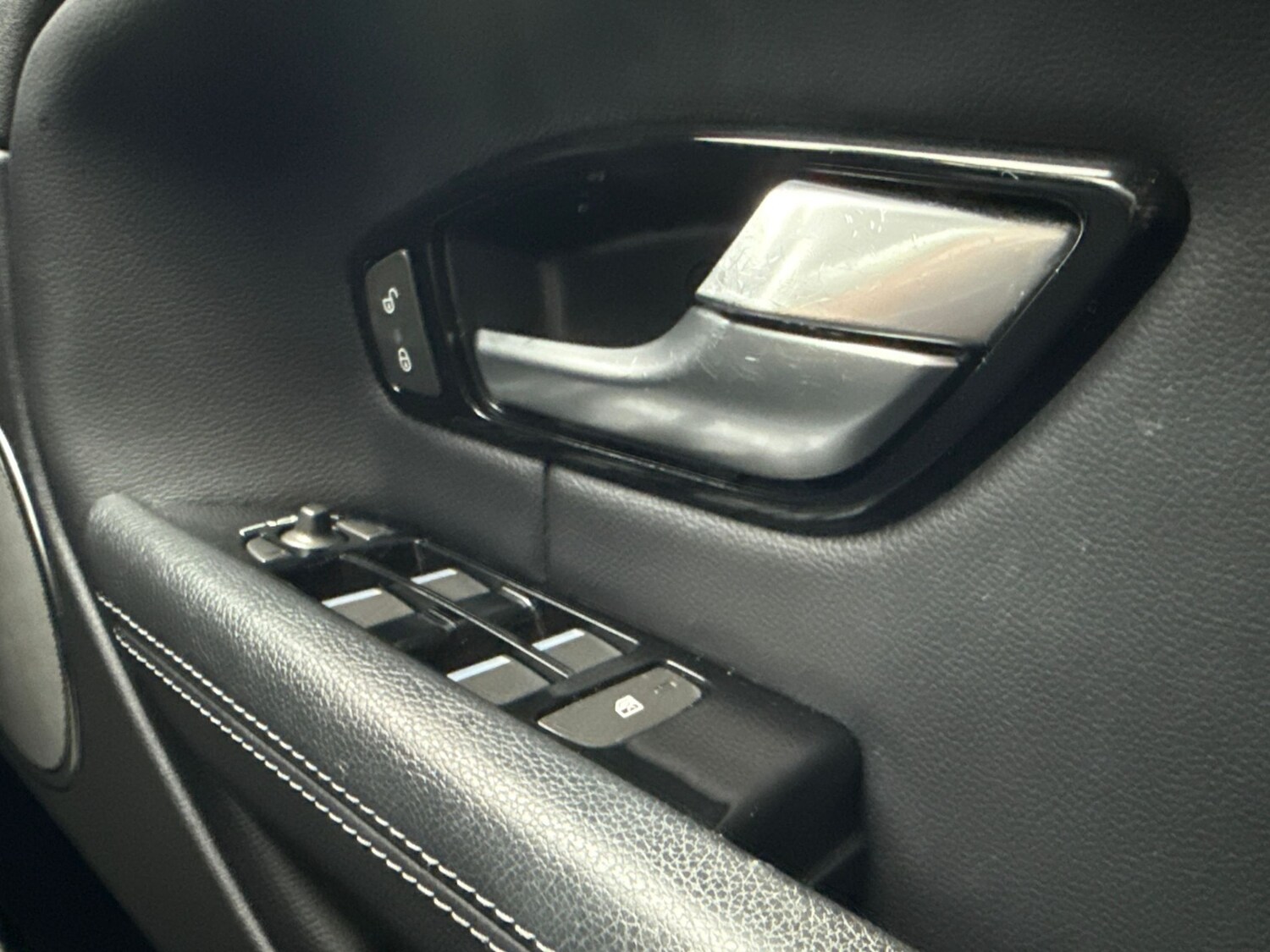 Used Land Rover Range Rover Evoque 2017 for sale - 77350395: Photo 33