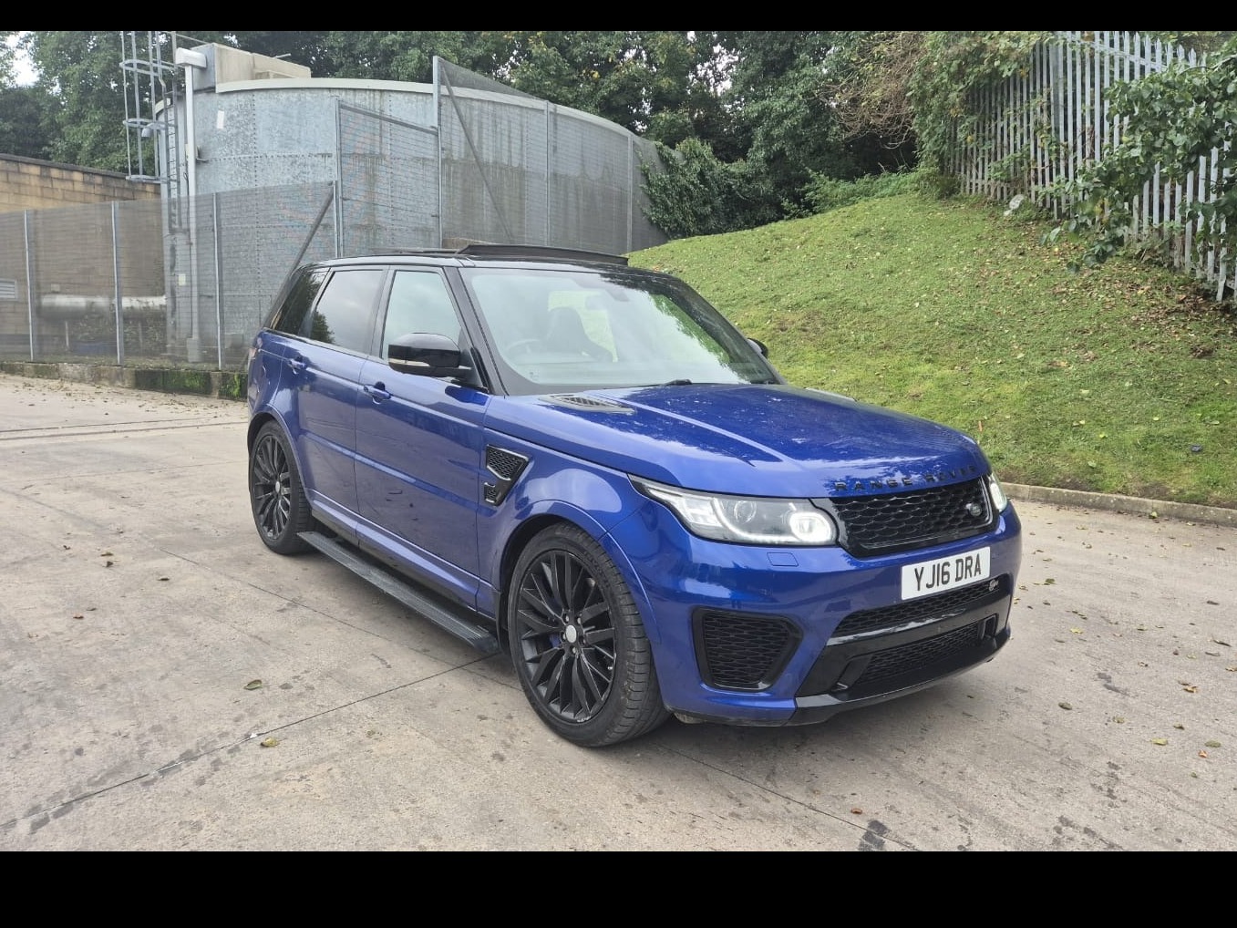 Used Land Rover Range Rover Sport 2016 for sale - 76330894: Photo 1