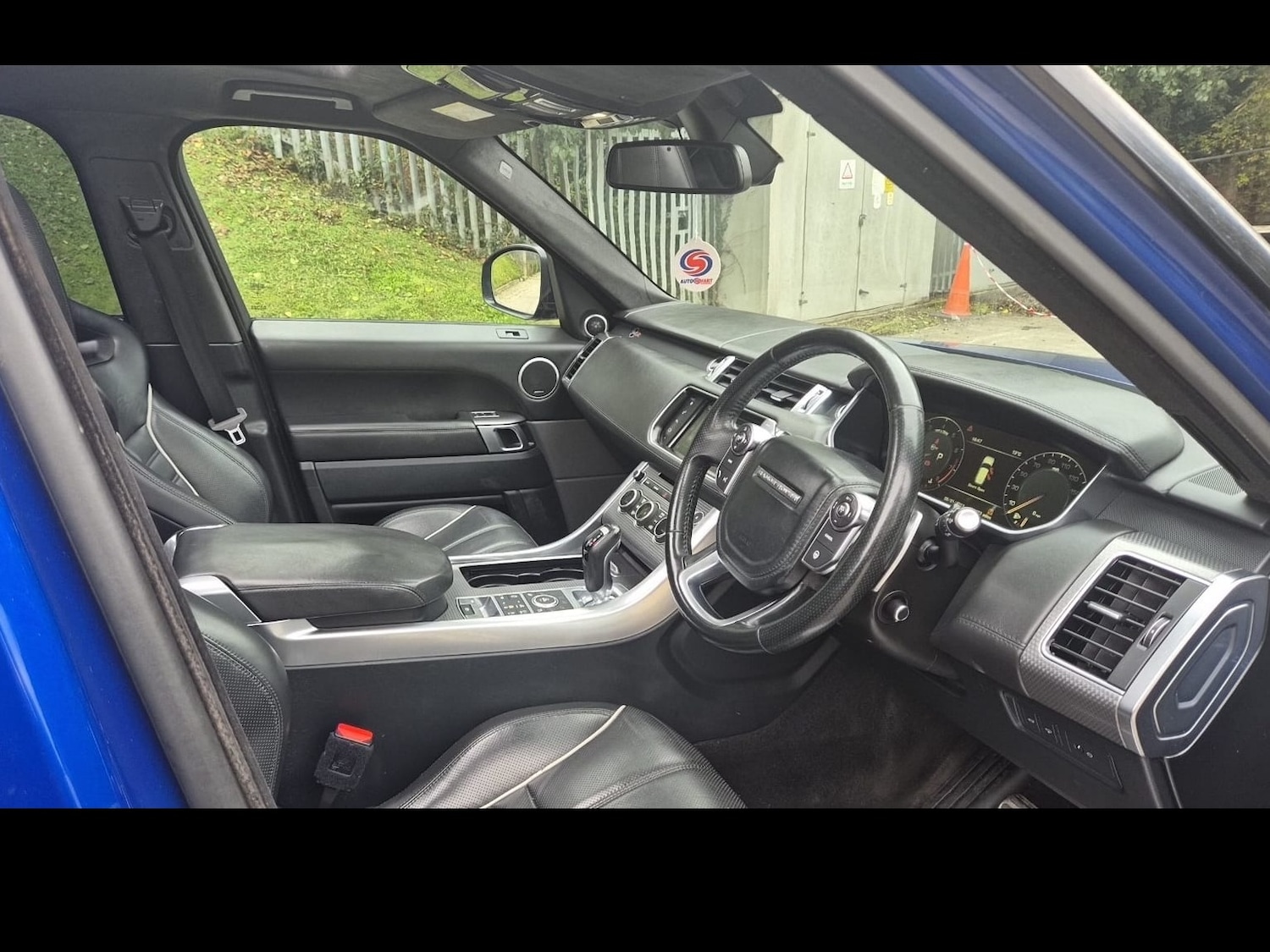Used Land Rover Range Rover Sport 2016 for sale - 76330894: Photo 11