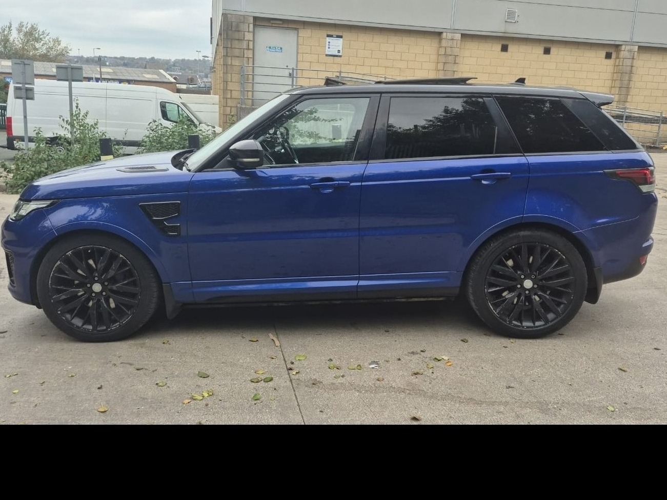 Used Land Rover Range Rover Sport 2016 for sale - 76330894: Photo 2