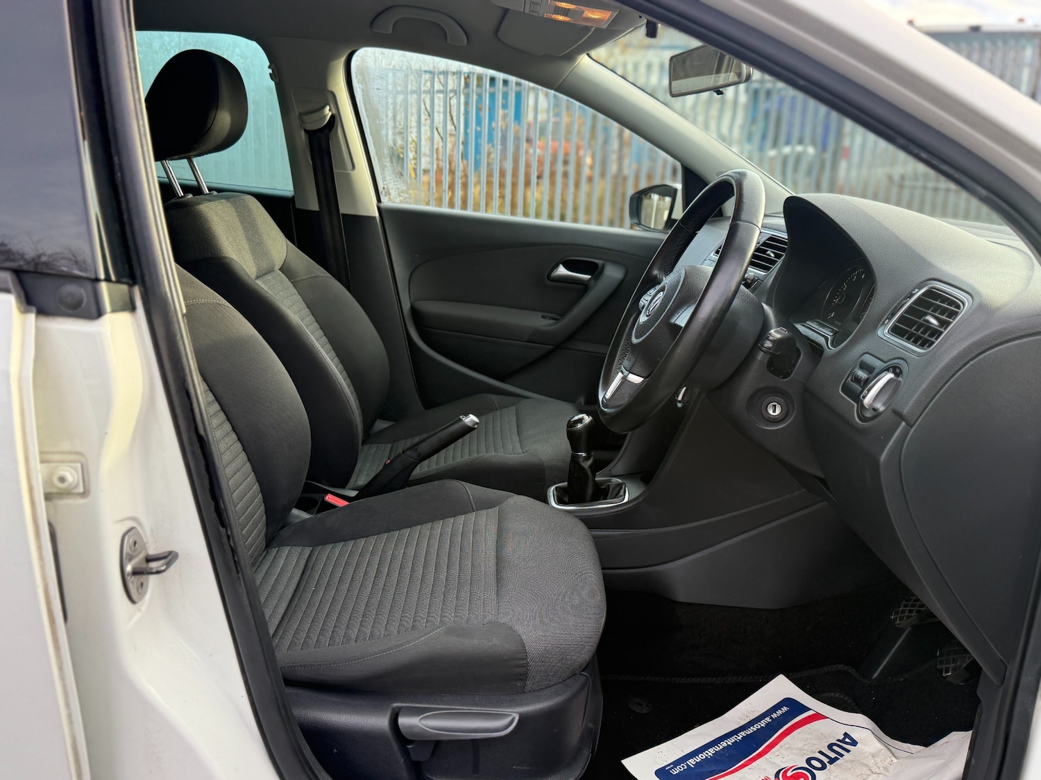 Used Volkswagen Polo 2014 for sale - 76932122: Photo 24