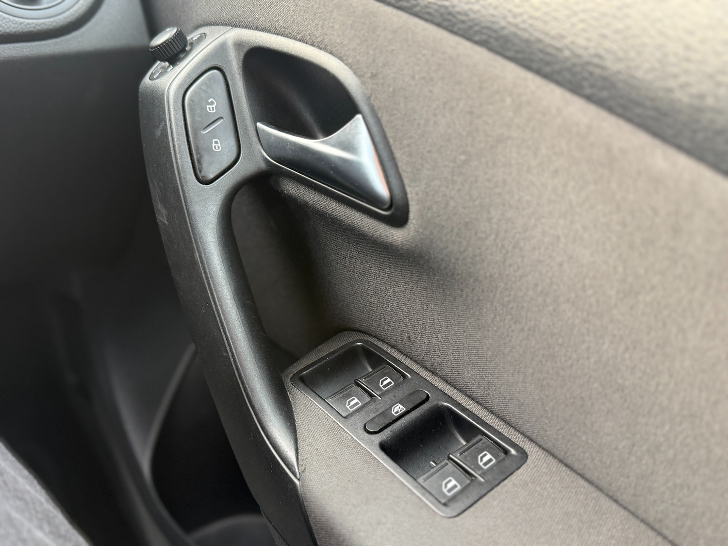 Used Volkswagen Polo 2014 for sale - 76932122: Photo 33