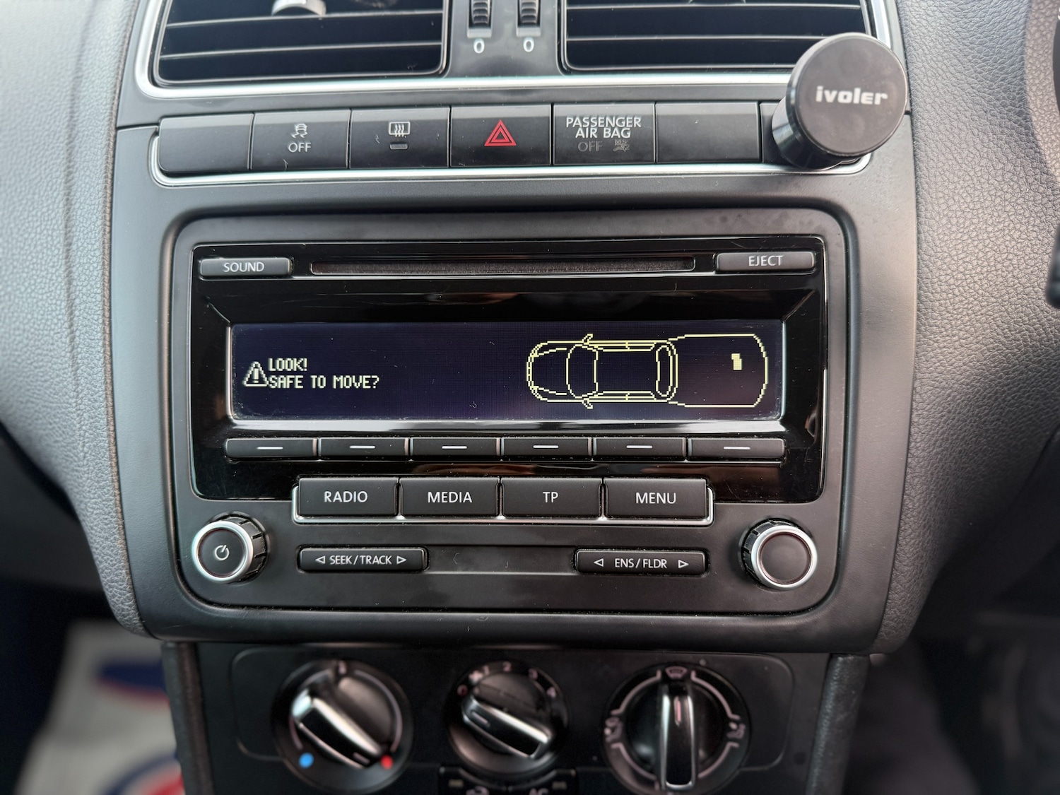 Used Volkswagen Polo 2014 for sale - 76932122: Photo 34