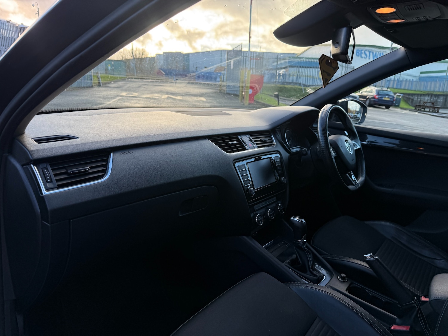 Used Skoda Octavia 2016 for sale - 76762126: Photo 11