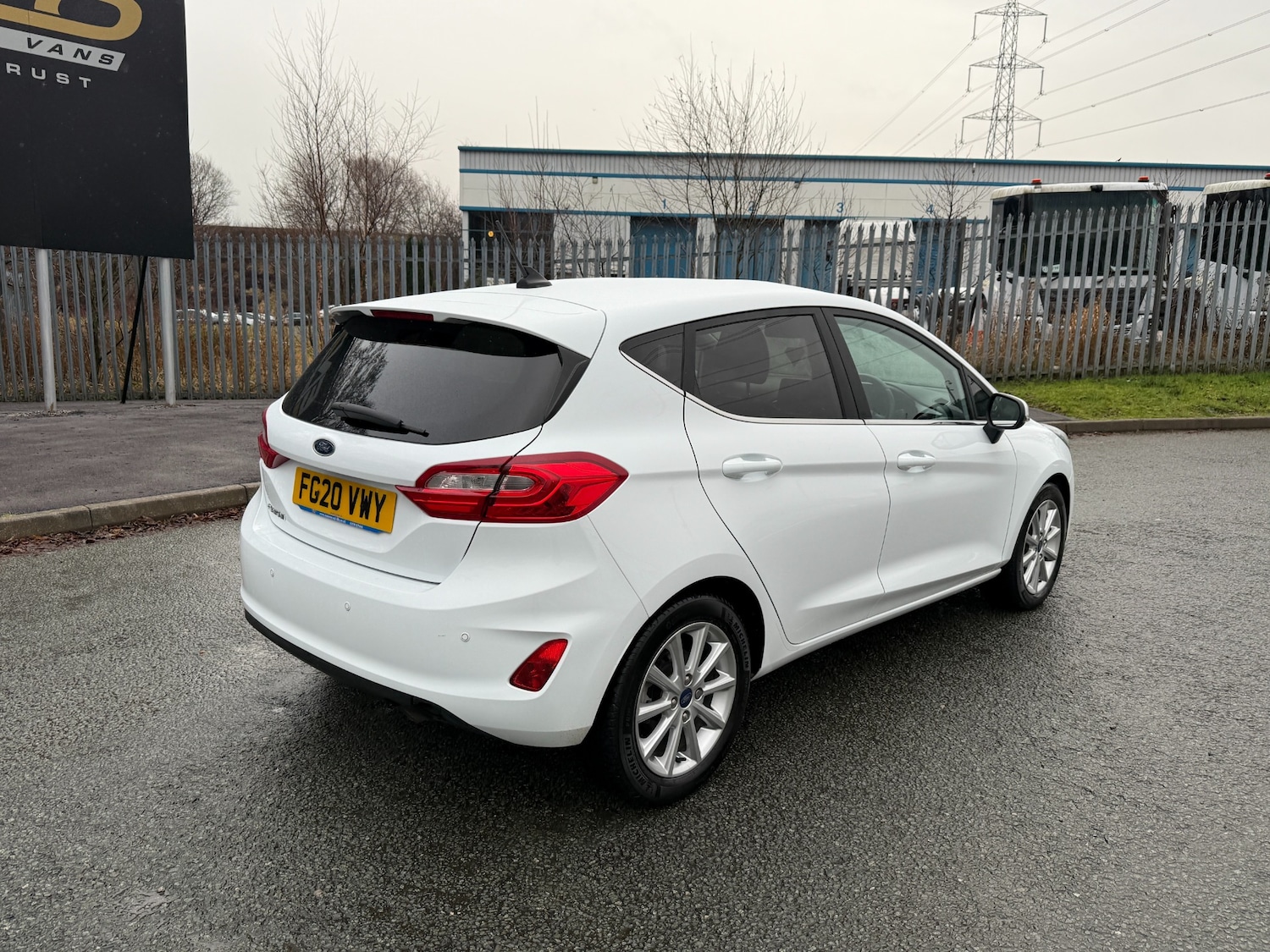 Used Ford Fiesta 2020 for sale - 77323876: Photo 3