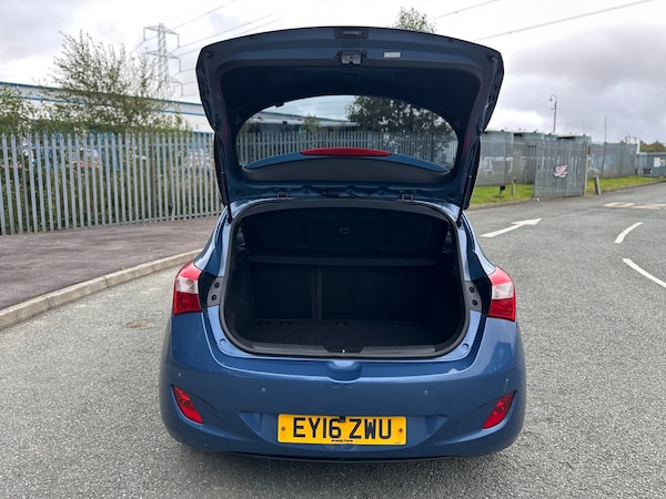 Used Hyundai i30 2016 for sale - 76231369: Photo 6