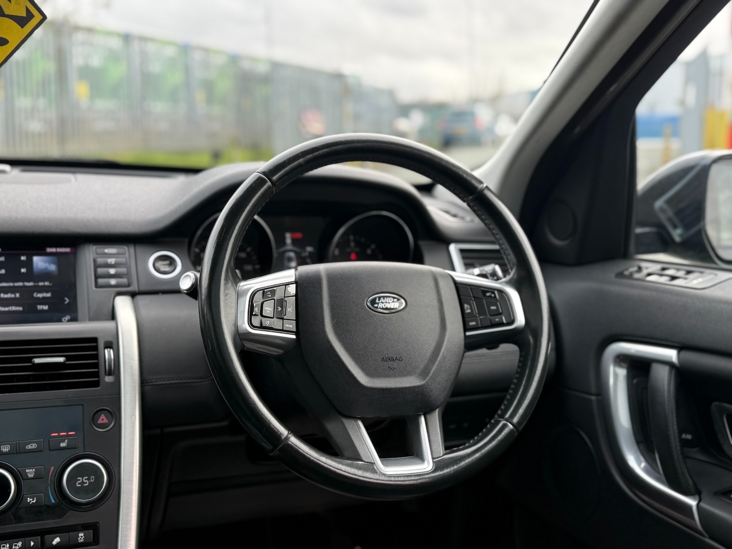 Used Land Rover Discovery Sport 2017 for sale - 78011663: Photo 24