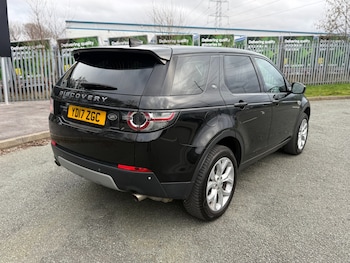 Used Land Rover Discovery Sport 2017 for sale - 78011663: Photo
