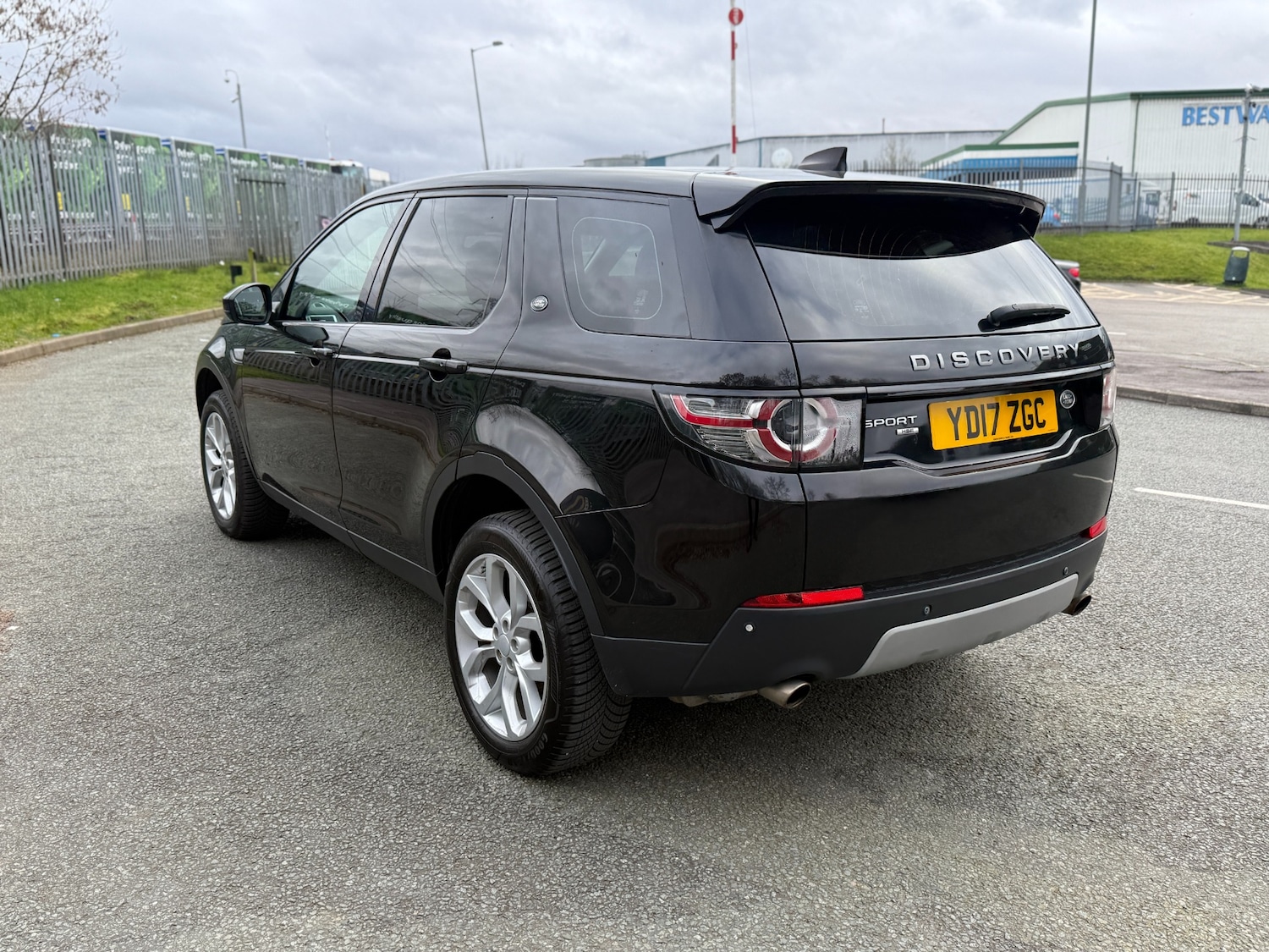 Used Land Rover Discovery Sport 2017 for sale - 78011663: Photo 5