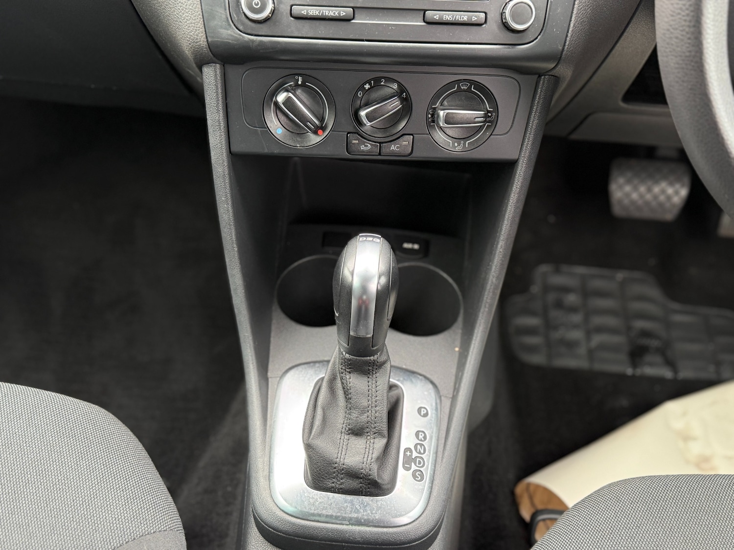 Used Volkswagen Polo 2013 for sale - 77901730: Photo 24