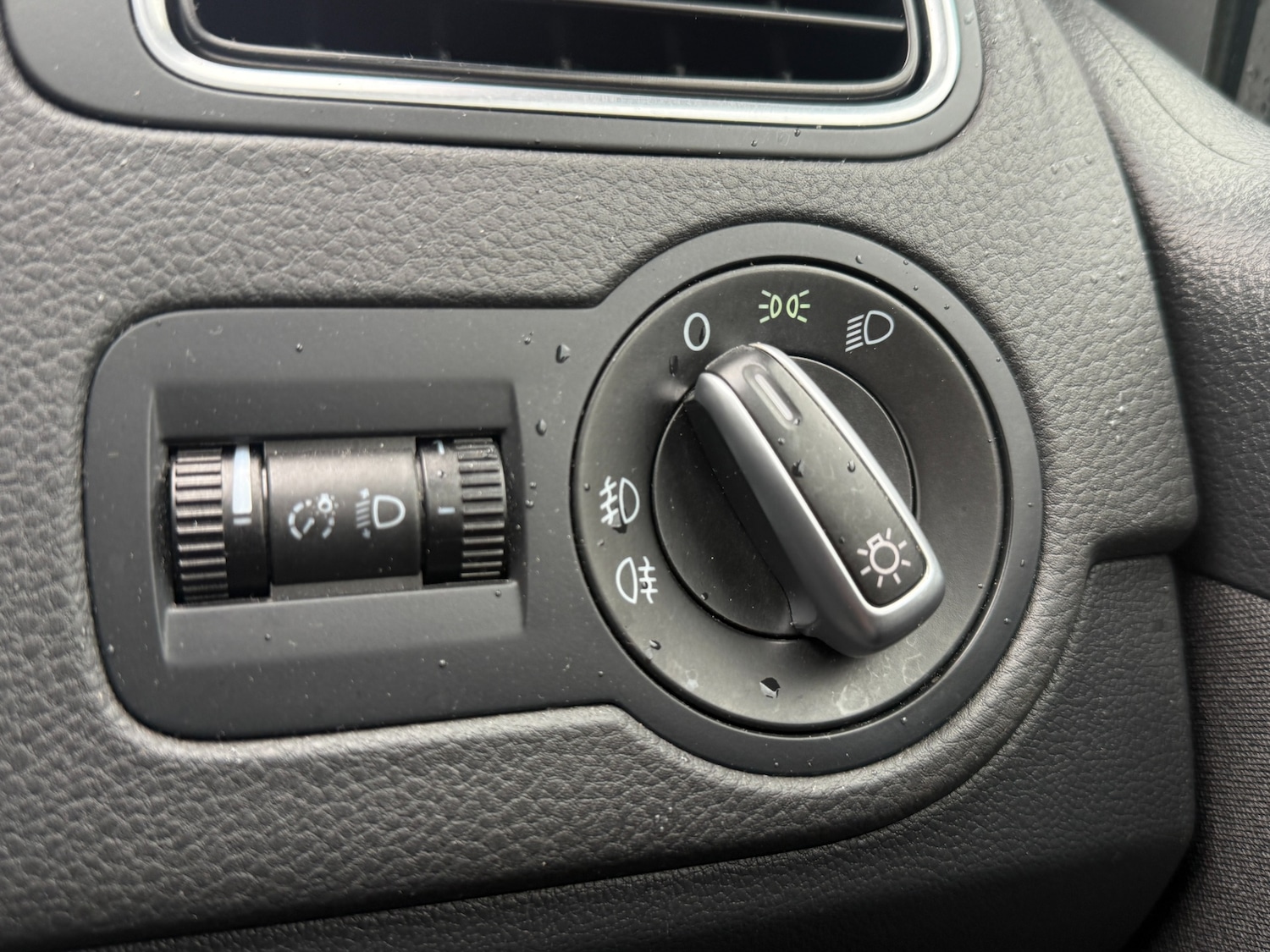 Used Volkswagen Polo 2013 for sale - 77901730: Photo 32