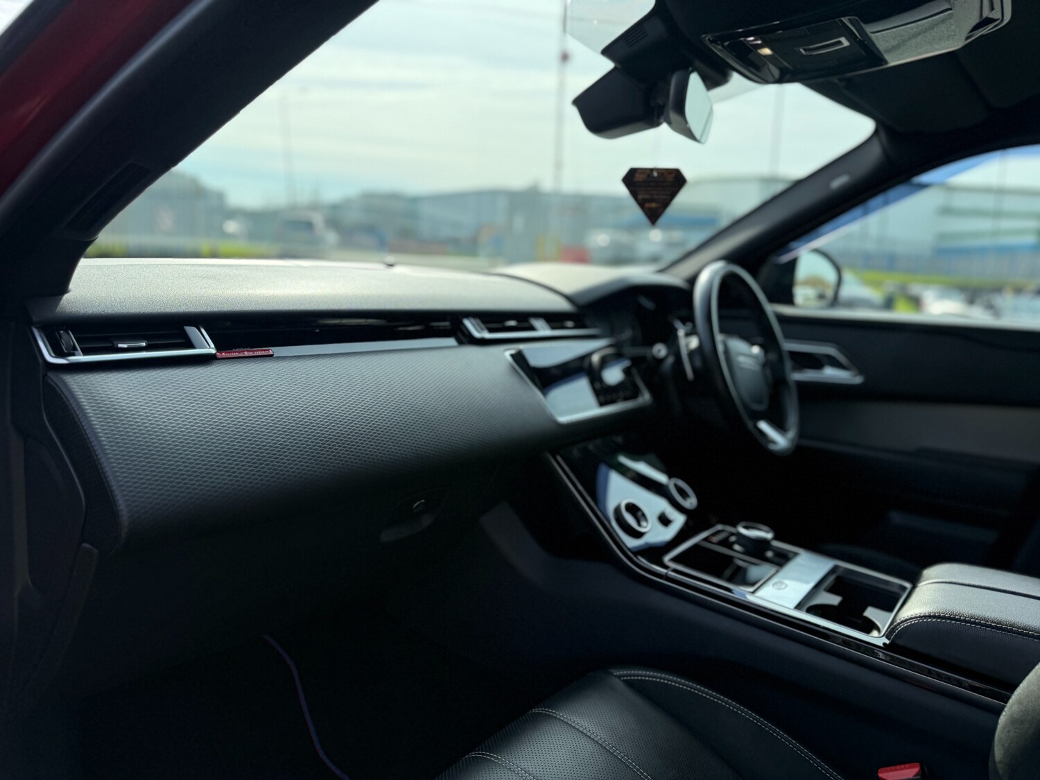 Used Land Rover Range Rover Velar 2018 for sale - 78011239: Photo 11