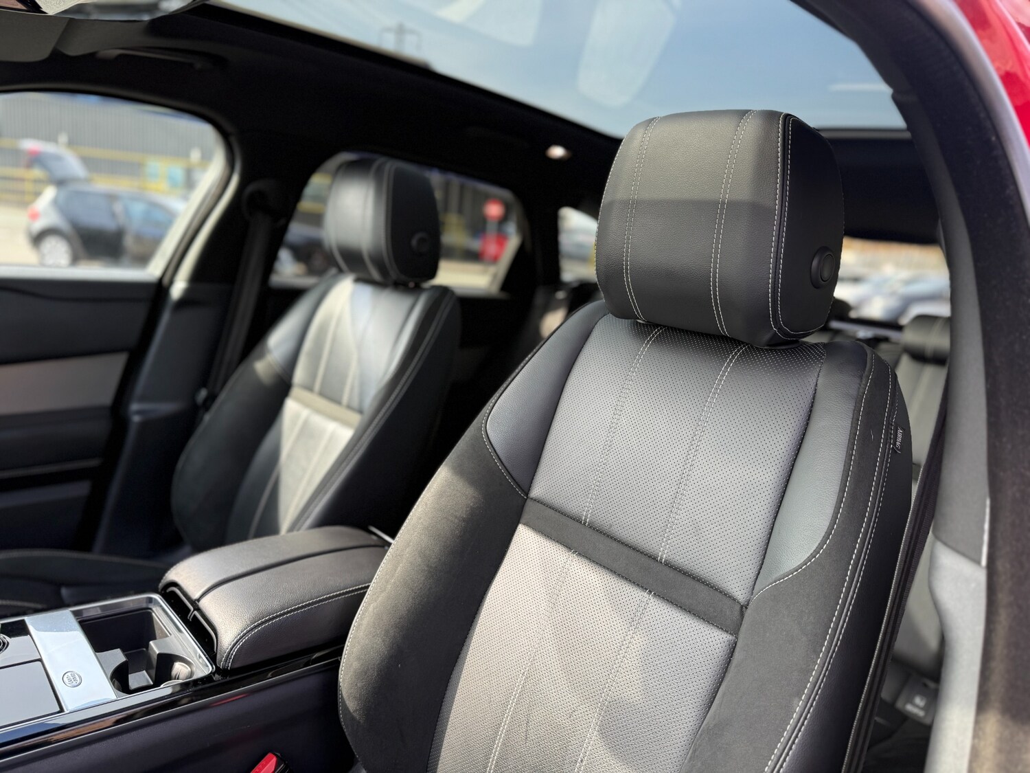 Used Land Rover Range Rover Velar 2018 for sale - 78011239: Photo 14