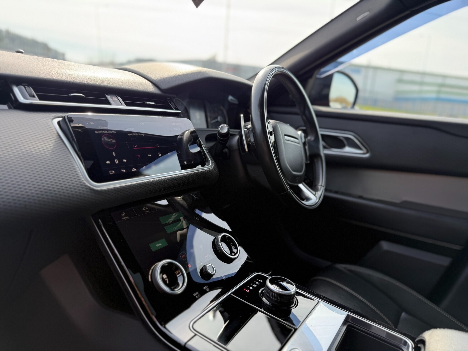 Used Land Rover Range Rover Velar 2018 for sale - 78011239: Photo 15