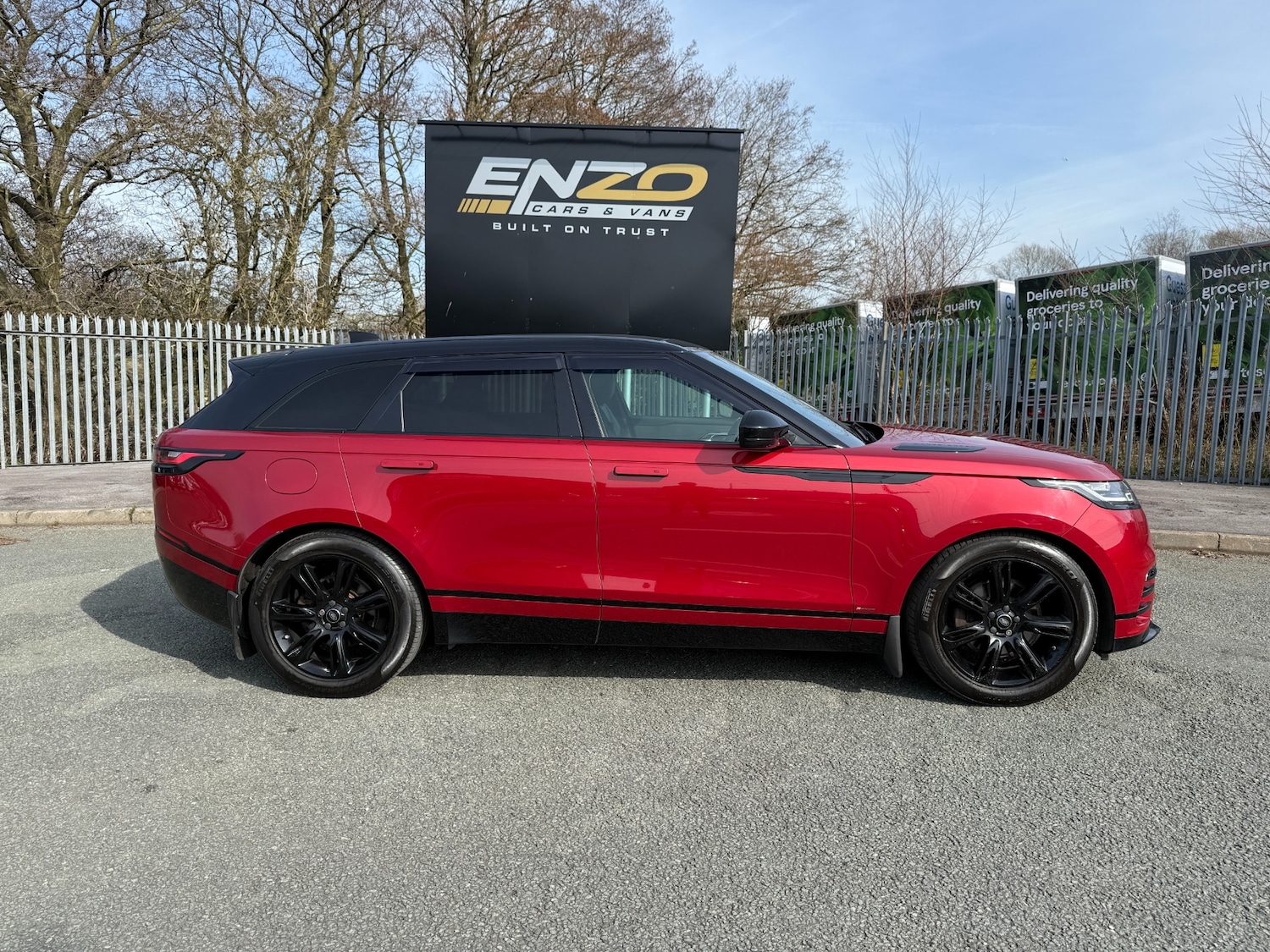 Used Land Rover Range Rover Velar 2018 for sale - 78011239: Photo 2